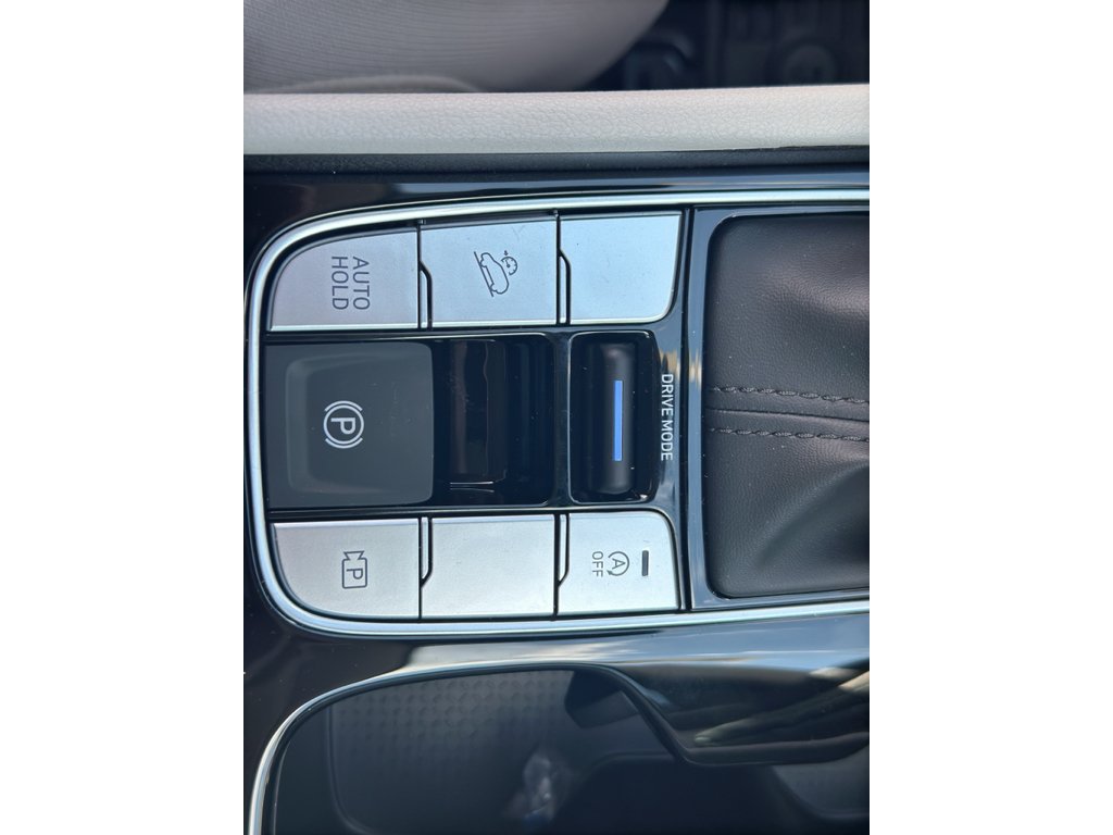 New 2026 Phantom Black Hyundai SEL image 24