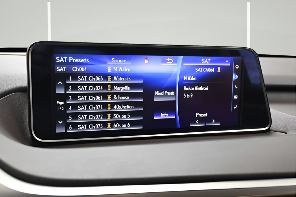 Used 2016 Black Lexus 350 image 17