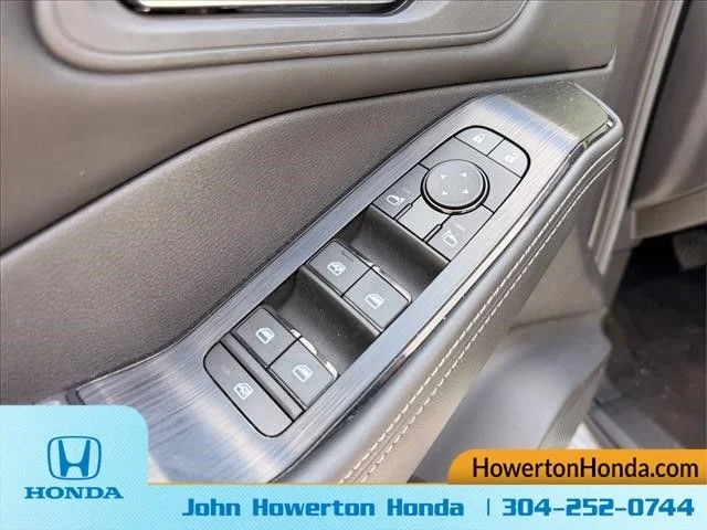 Used 2024 Silver Nissan SV image 15