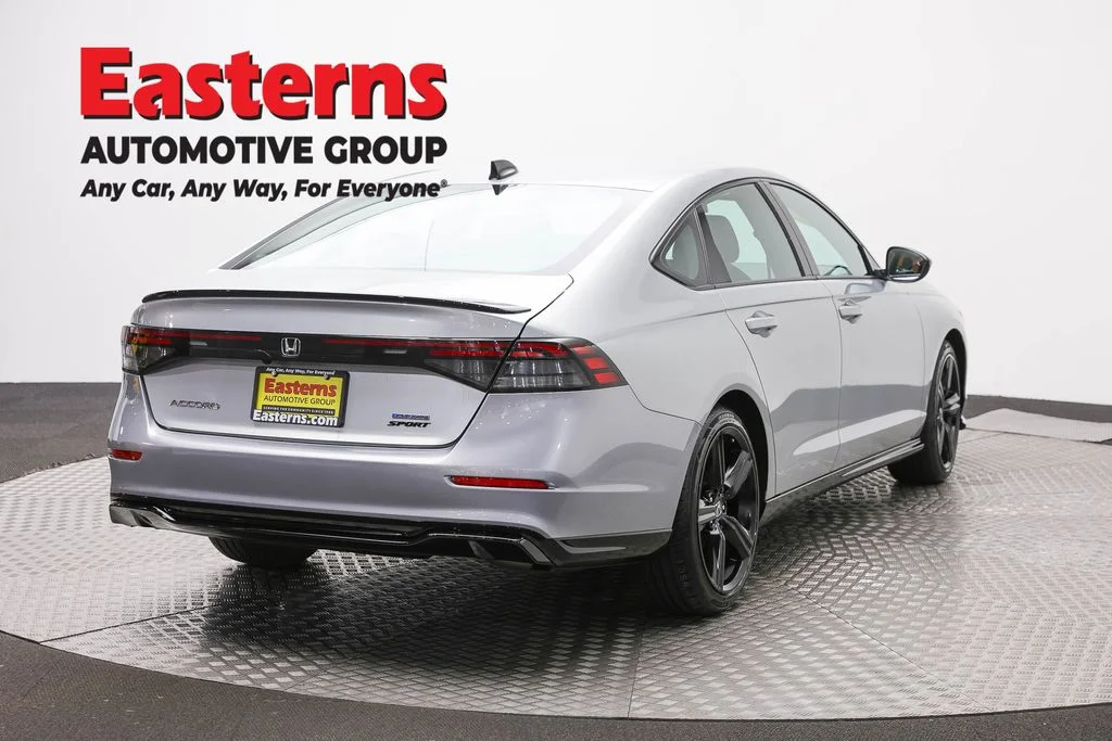 Used 2024 Silver Honda Sport-L image 5