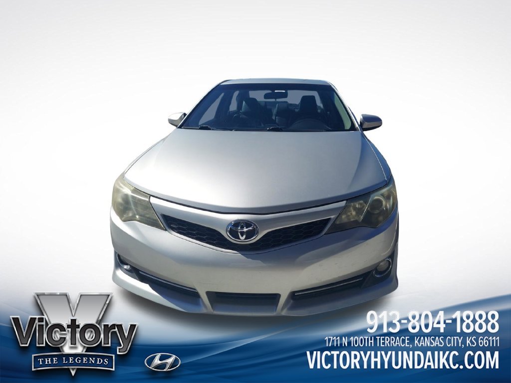 Used 2012 Silver Toyota SE image 2