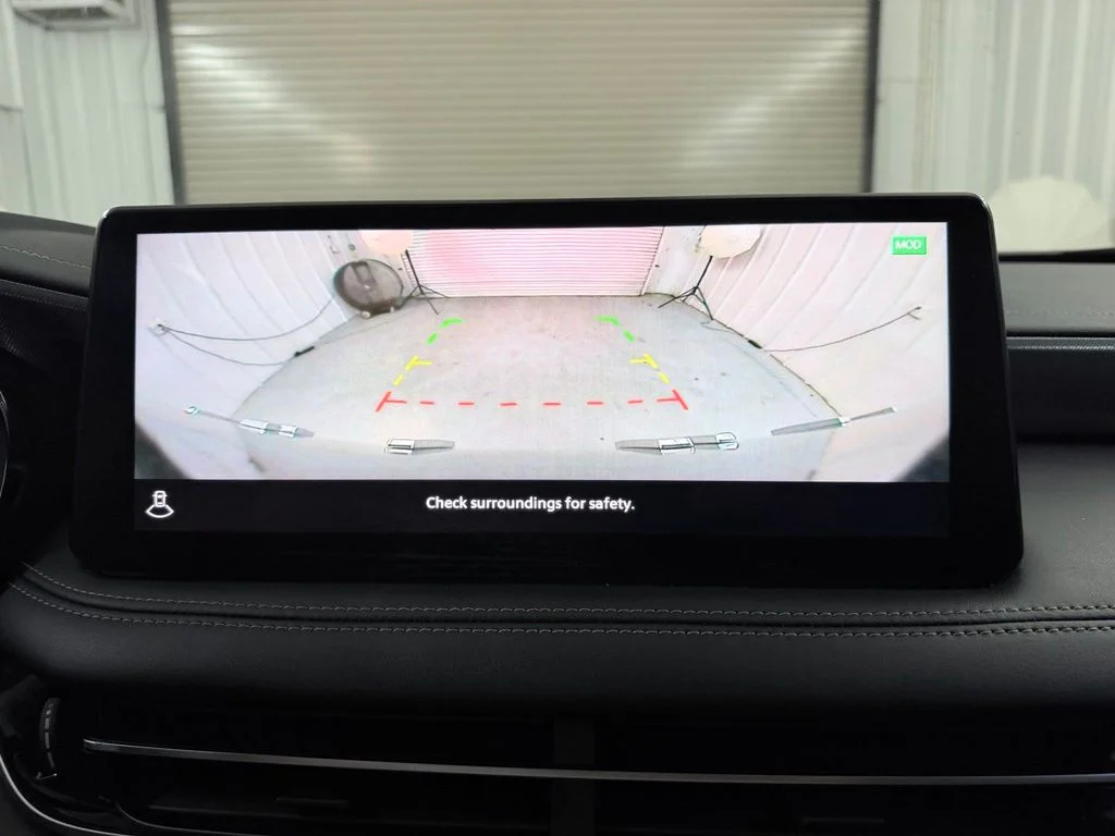 Certified Used 2023 Gray INFINITI LUXE image 17