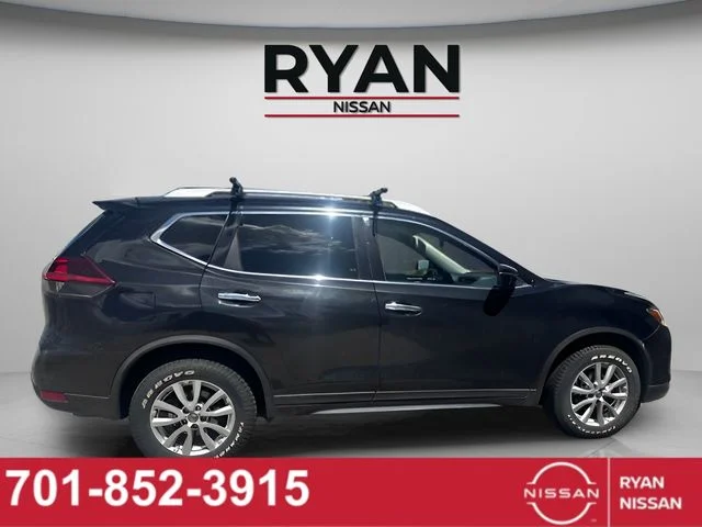 Certified Used 2018 Magnetic Black Nissan SV image 4