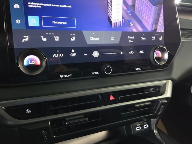 New 2026 Eminent White Pearl Lexus PREMIUM image 26