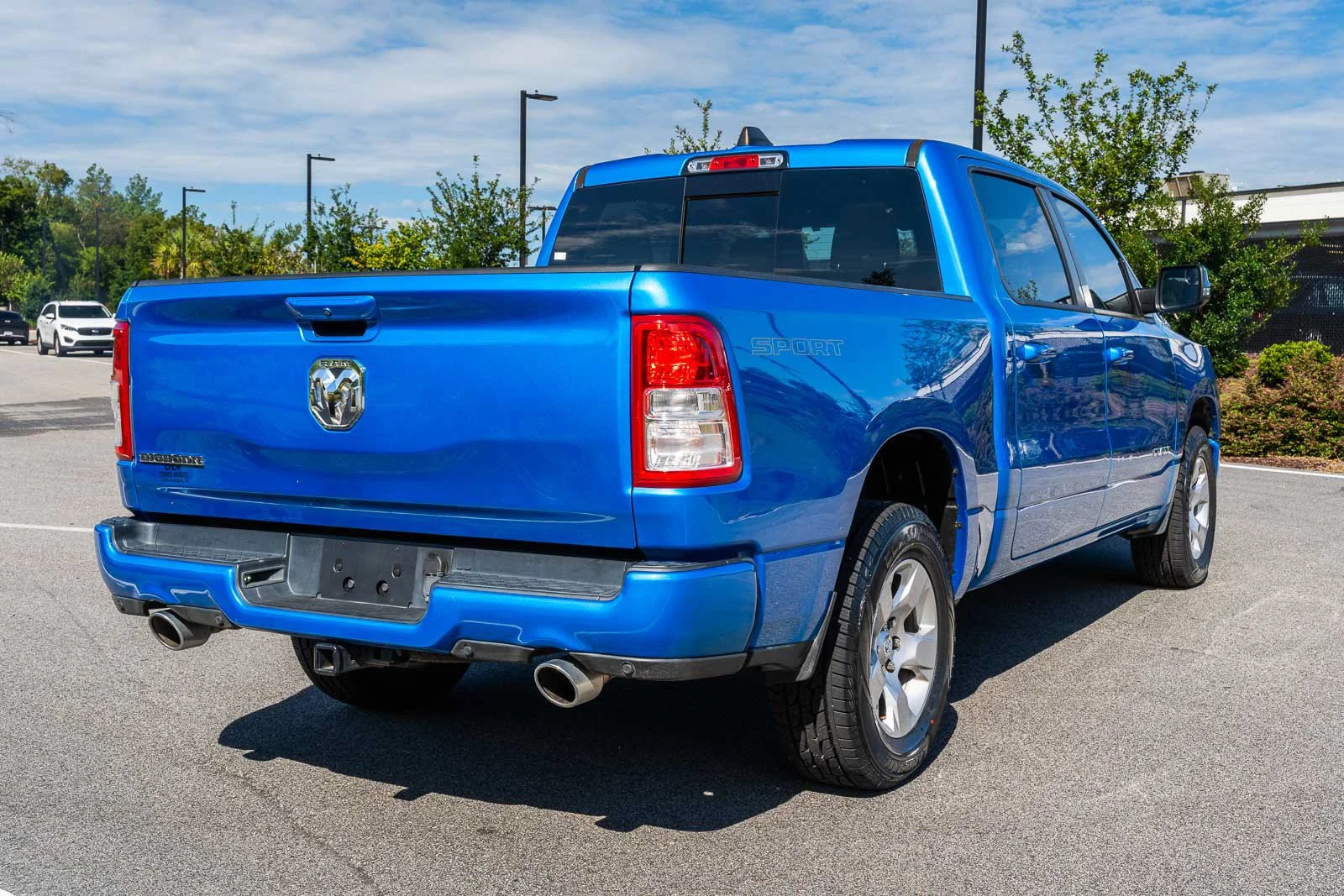 Used 2022 Blue Ram Big Horn/Lone Star image 6