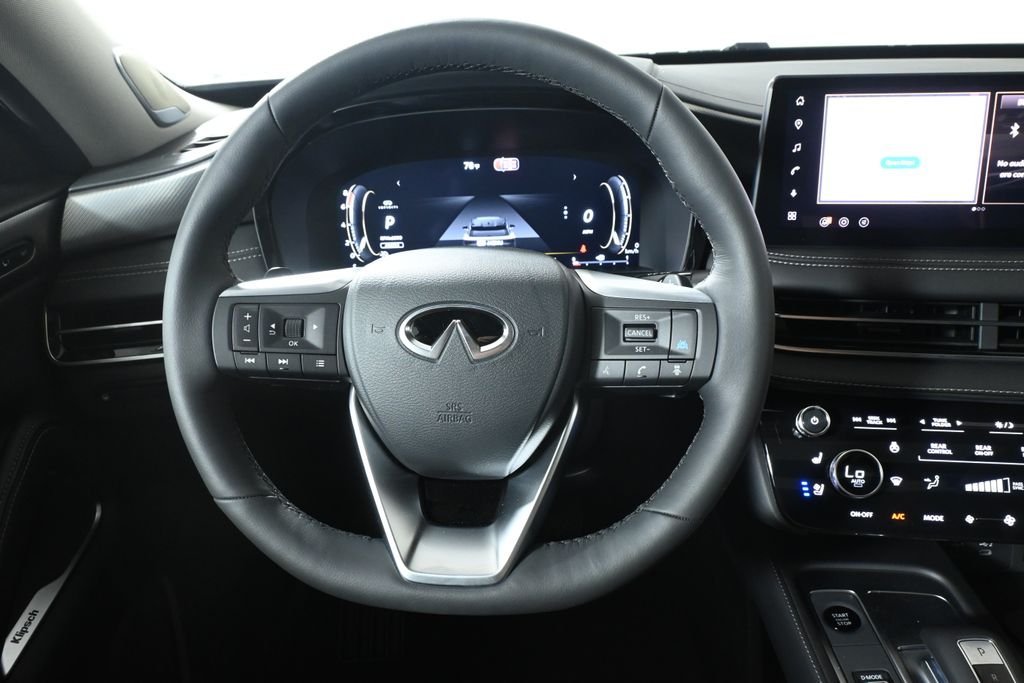 New 2027 GRAPHITE SHADOW INFINITI Luxe AWD image 18