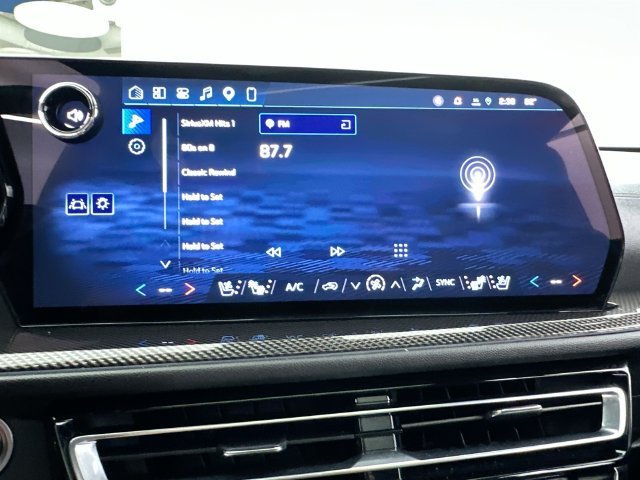 2025 Chevrolet Traverse High Country - Photo 31