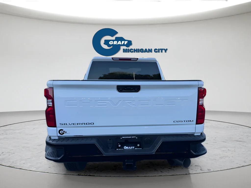New 2026 Summit White Chevrolet Custom image 4