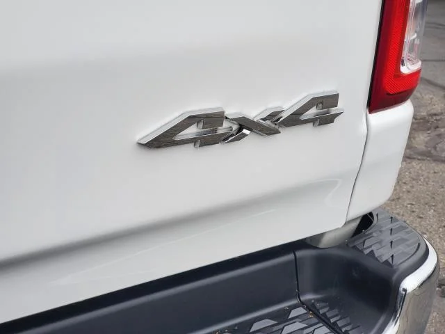 Used 2023 Bright White Clearcoat Ram Big Horn image 29