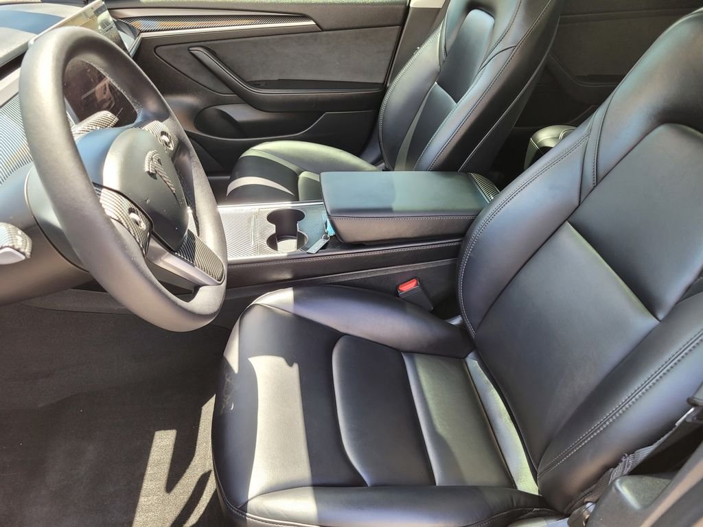 Used 2023 White Tesla Base image 16