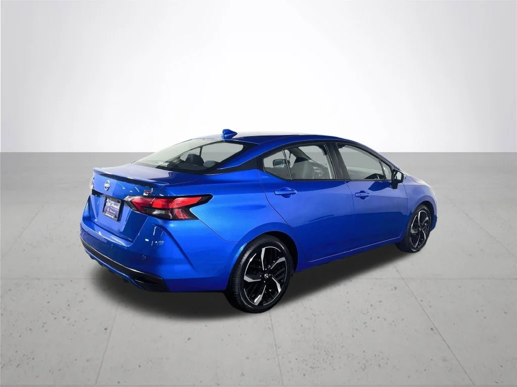 Used 2024 Blue Nissan 1.6 SR image 6
