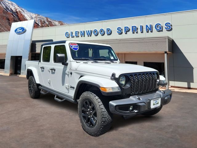 2022 Jeep Gladiator Sport