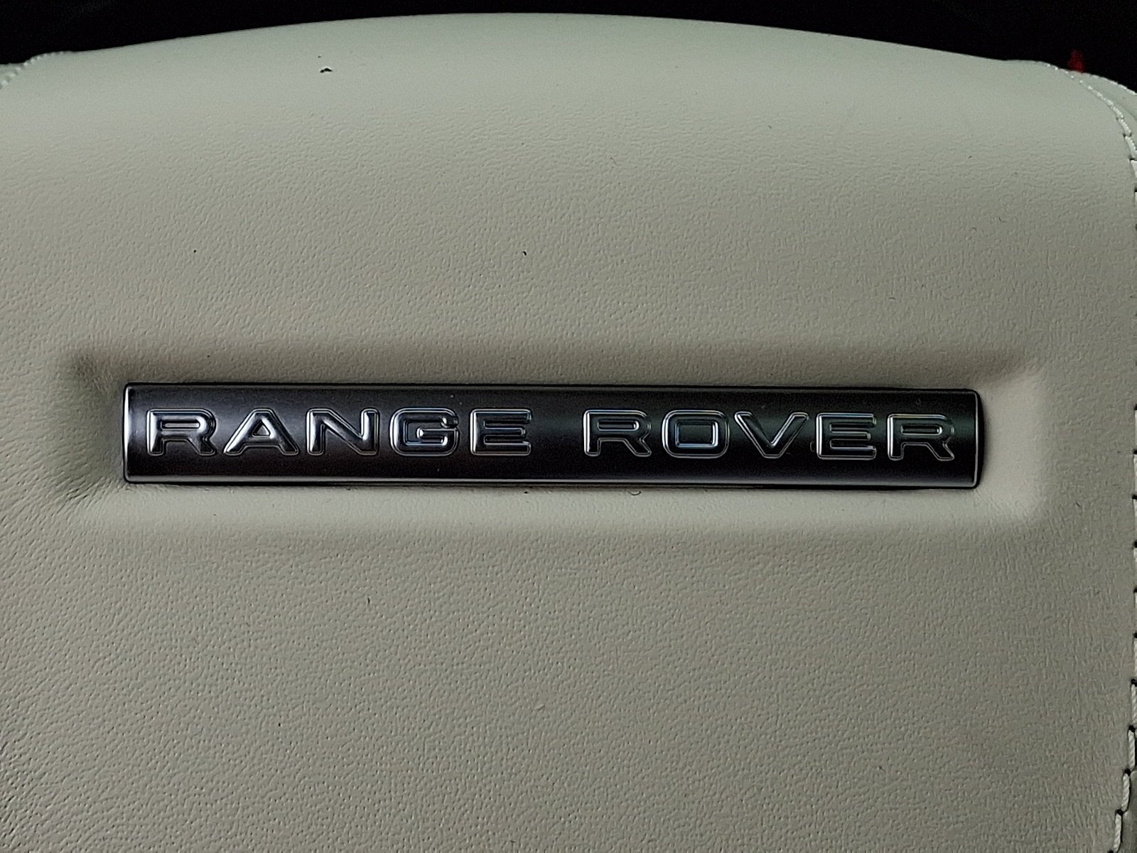 New 2026 Varesine Blue Land Rover SE image 20