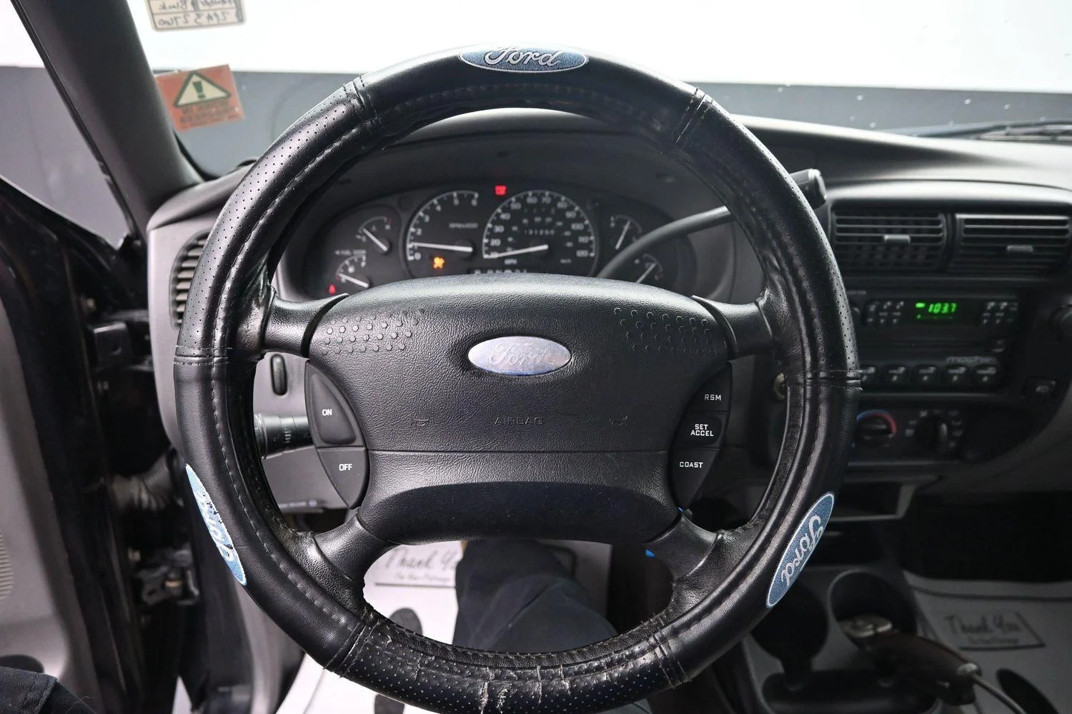 Used 2002  FORD  image 15