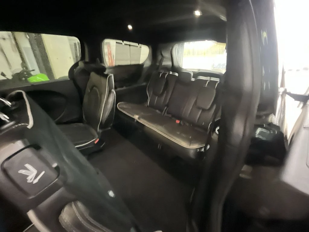 Used 2025 Blue Chrysler Limited image 24
