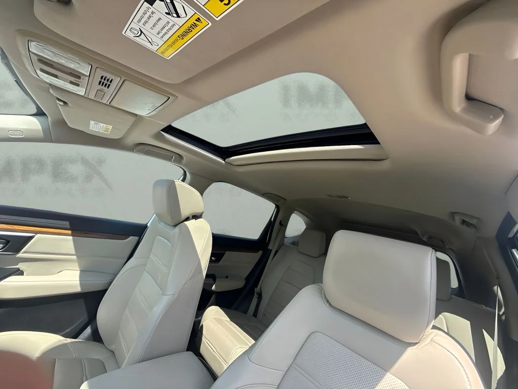 Used 2017  Honda EX-L image 6