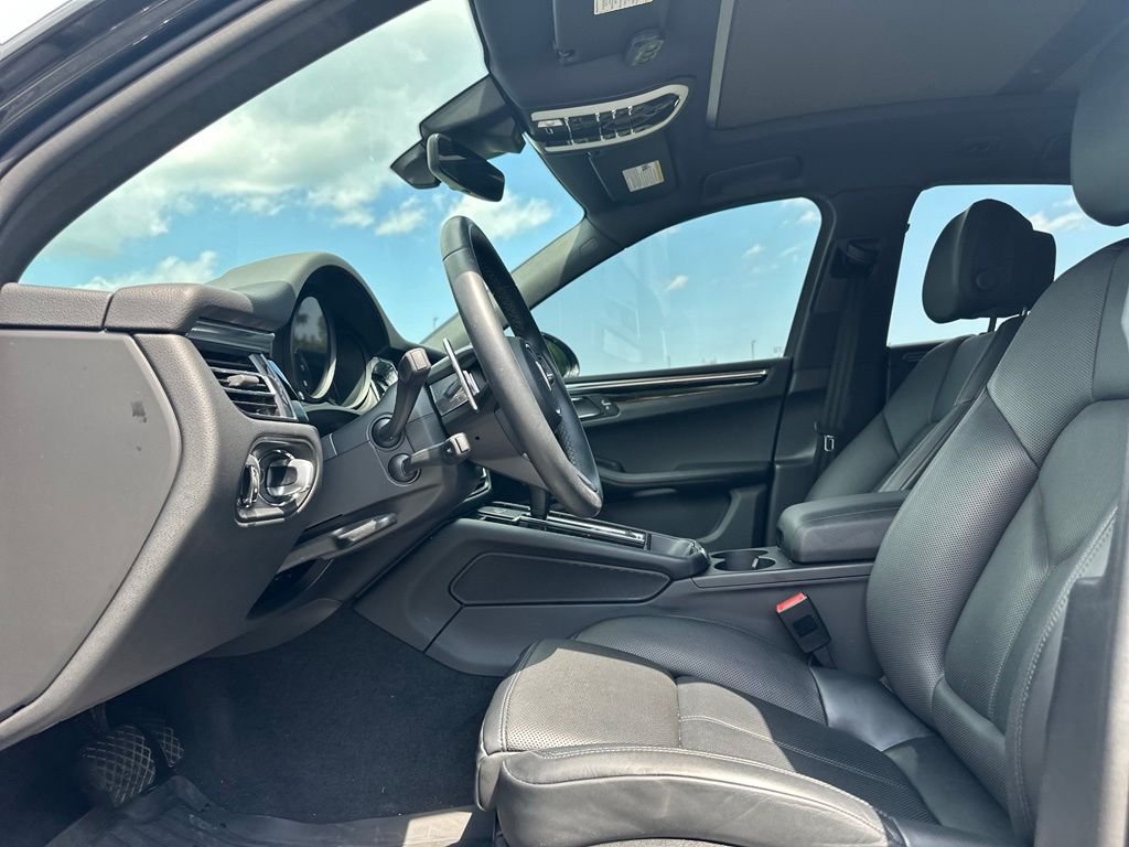 Used 2023 Grey Porsche Base image 13