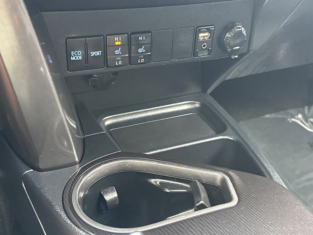 Used 2016 Gray Toyota SE image 26