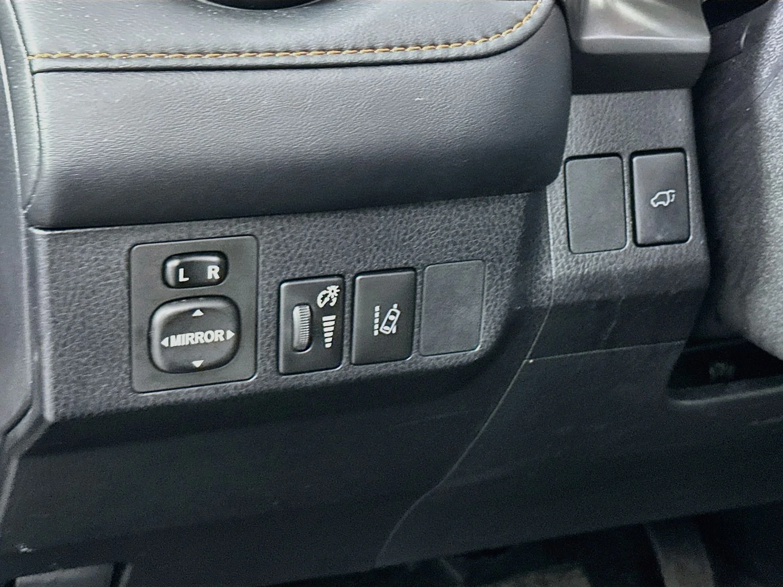 Certified Used 2018 Black Toyota SE image 10