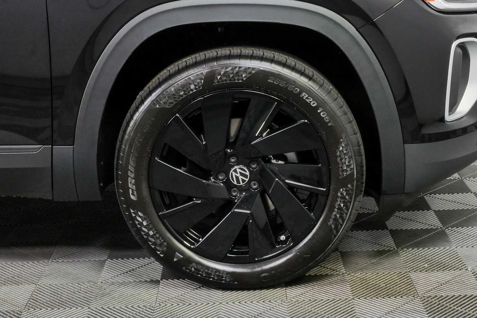 New 2026 Deep Black Pearl Volkswagen 2.0T SE w/Technology image 39