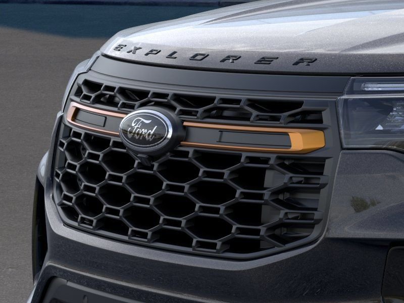 New 2026 Agate Black Metallic Ford Tremor® image 17