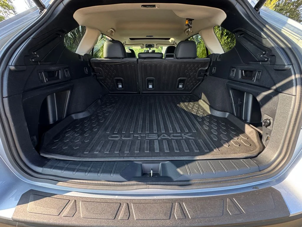 Used 2020 Silver Subaru Onyx Edition XT image 10