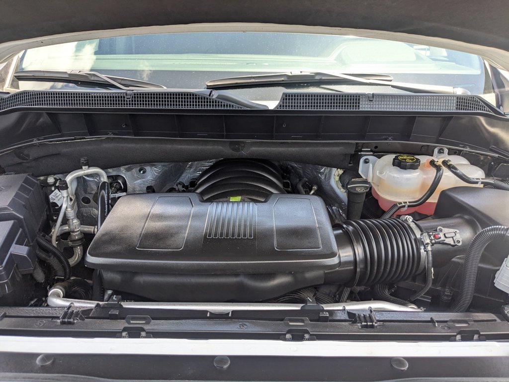 Used 2026 Summit White Chevrolet LT image 30