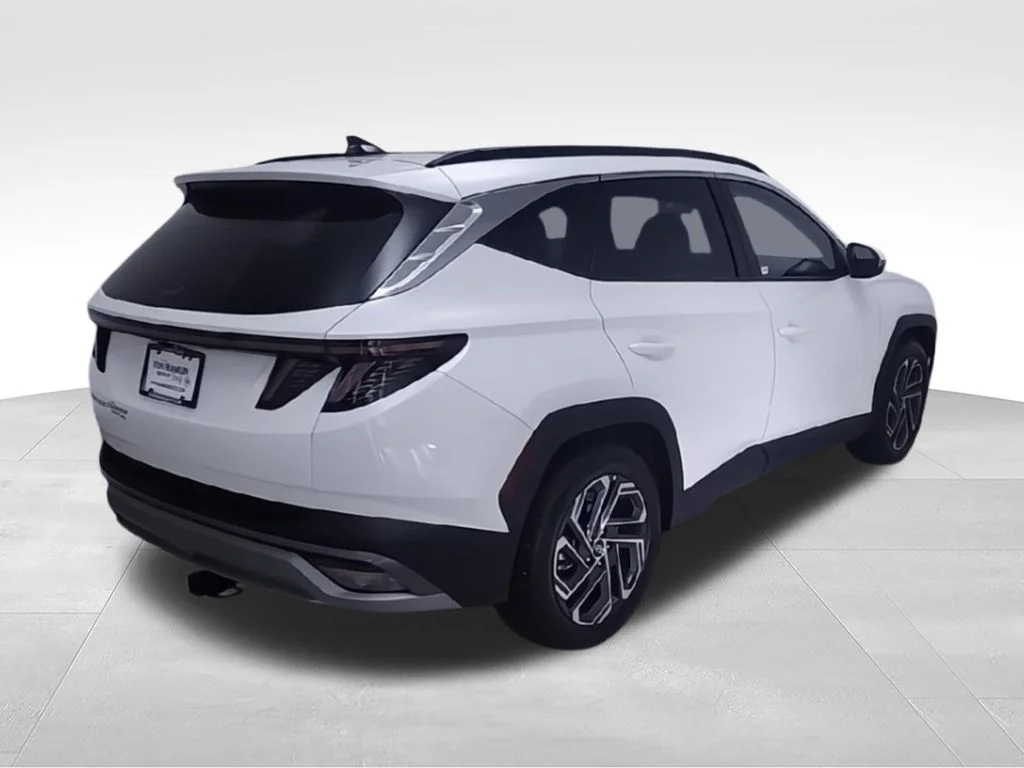 Used 2025 White Hyundai Limited image 11