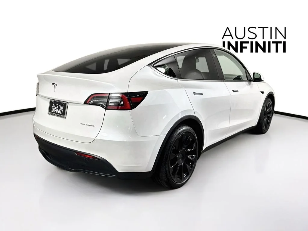 Used 2023 White Tesla Long Range image 7