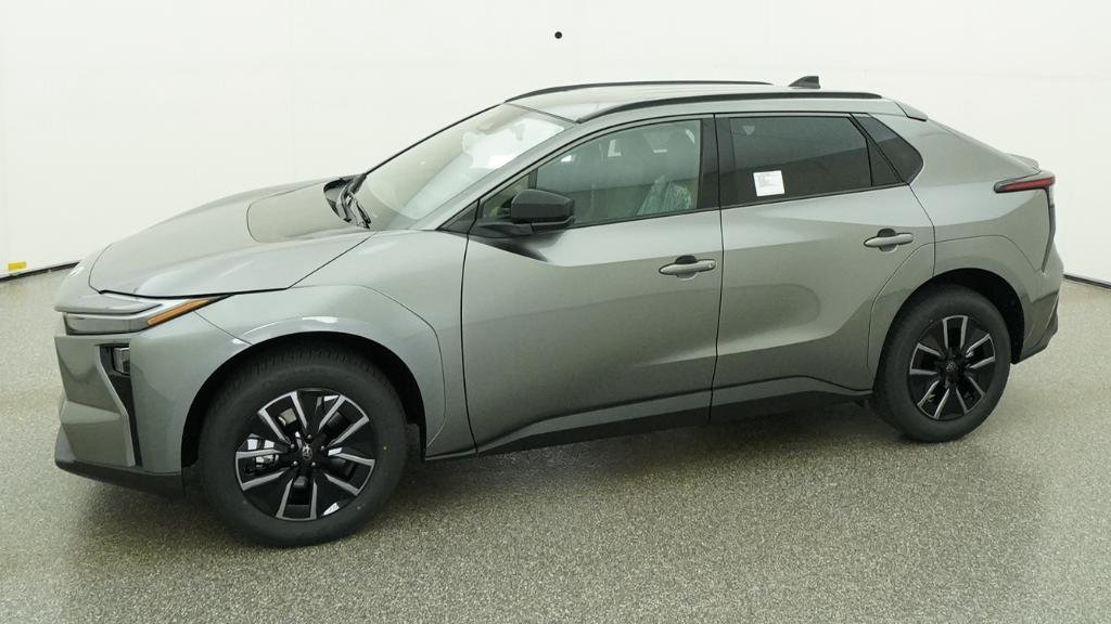 New 2026 Heavy Metal Toyota XLE image 7