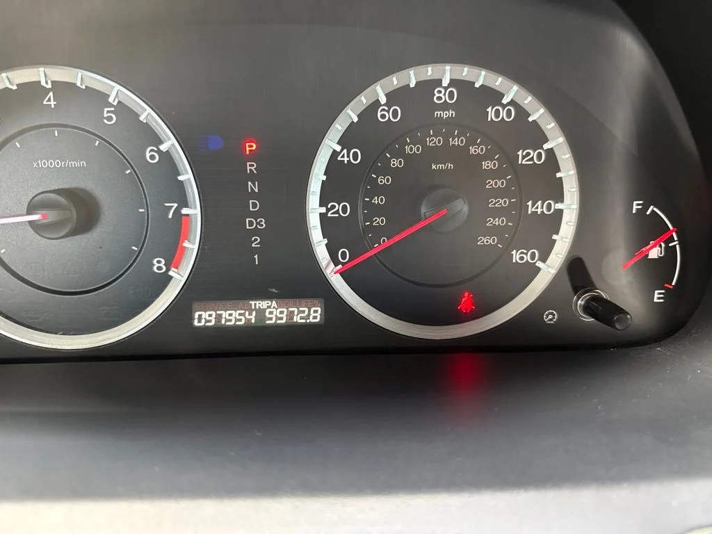 Used 2010 Gray Honda EX-L image 19