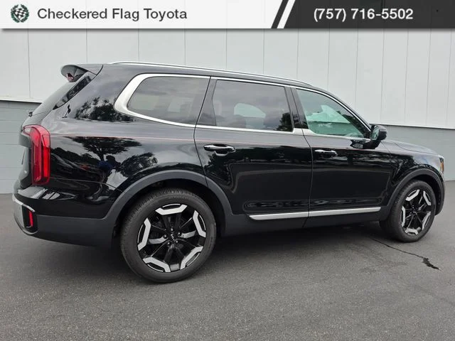 2023 Kia Telluride S - Photo 8