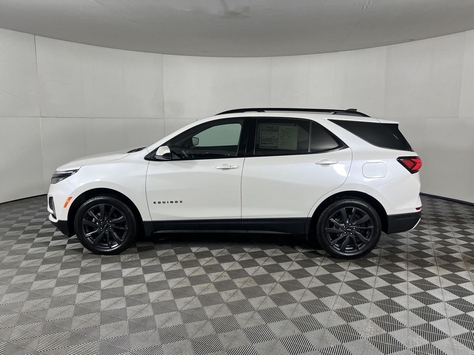 Used 2024 Iridescent Pearl Tricoat Chevrolet RS image 27