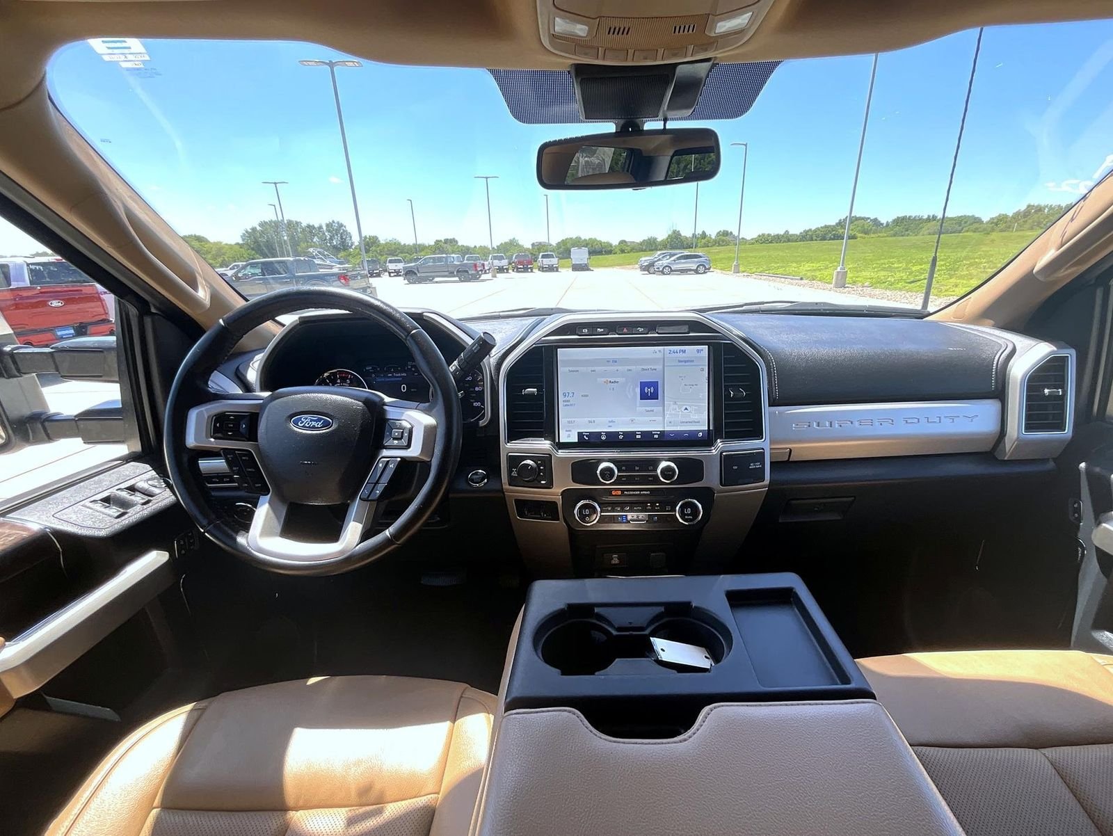 Used 2022 White Ford Lariat image 13
