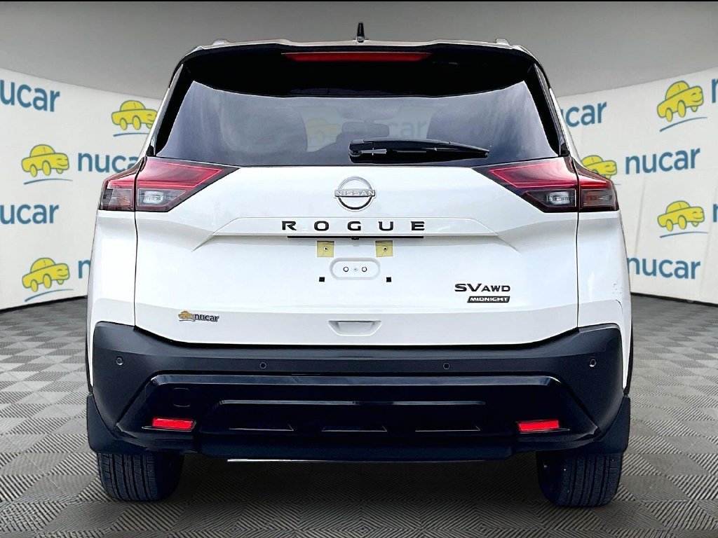 Used 2023 White Nissan SV image 5