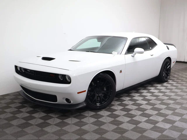 2019 Dodge Challenger Challenger Scat Pack R/T Scat Pack