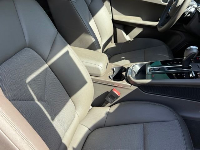 Used 2023 Brown Porsche  image 19