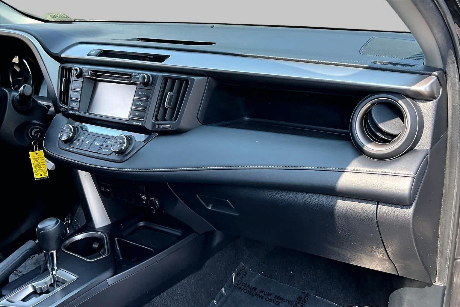 Used 2016 Magnetic Gray Metallic Toyota XLE image 19