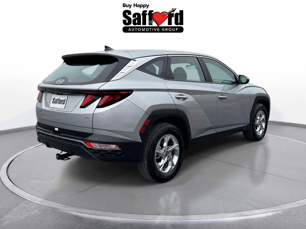 Used 2024 Silver Hyundai SE image 8