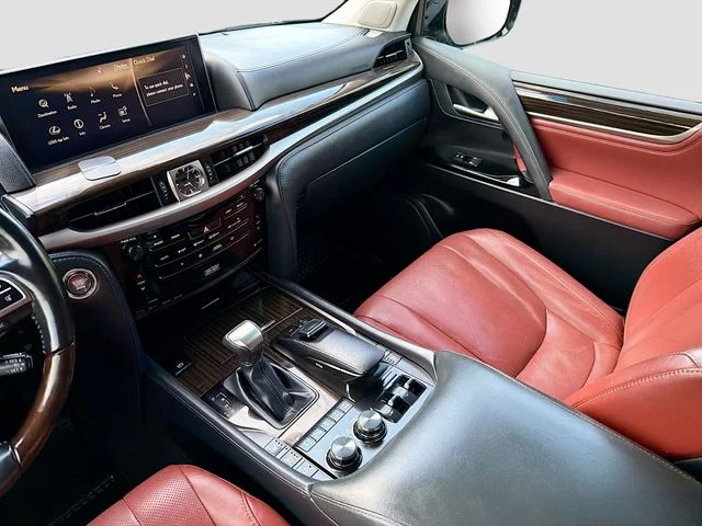 Used 2020 Black Lexus 570 image 24