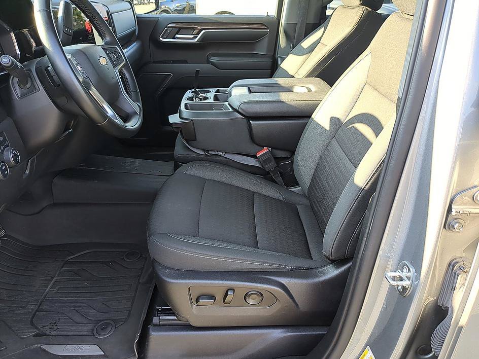 Used 2023 Sterling Gray Metallic Chevrolet LT image 14