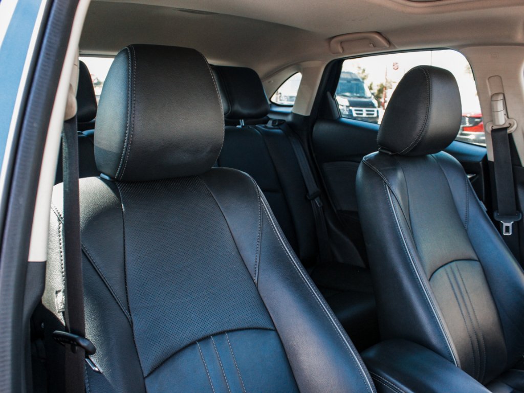 Used 2019 Eternal Blue Mica Mazda Grand Touring image 30