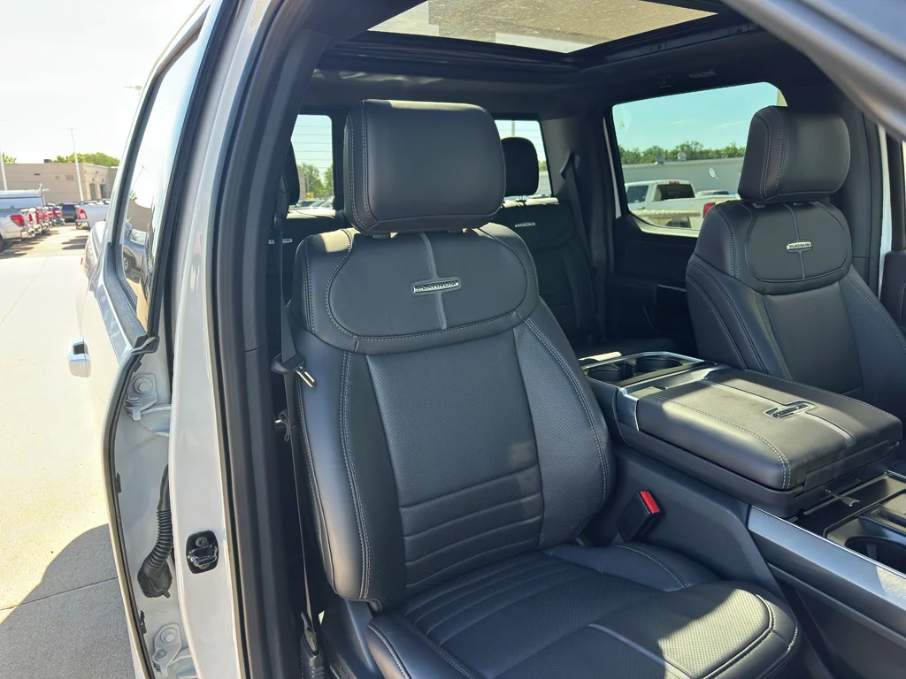 New 2026 Star White Metallic Tri-Coat Ford Platinum® image 37