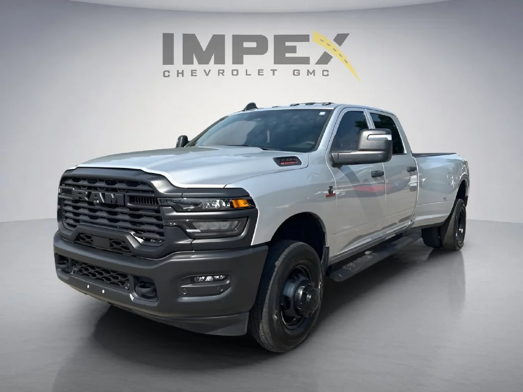 Used 2026 Silver Ram Tradesman image 1