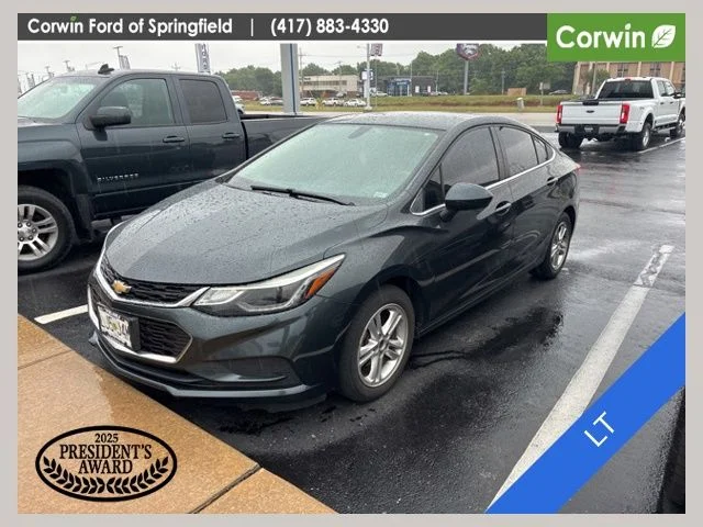 2018 Chevrolet Cruze 1LT Auto's photo
