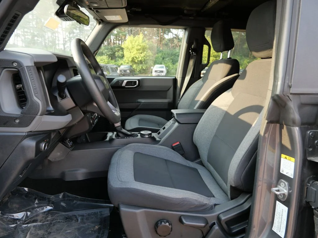 Certified Used 2022 Gray Ford Base image 21