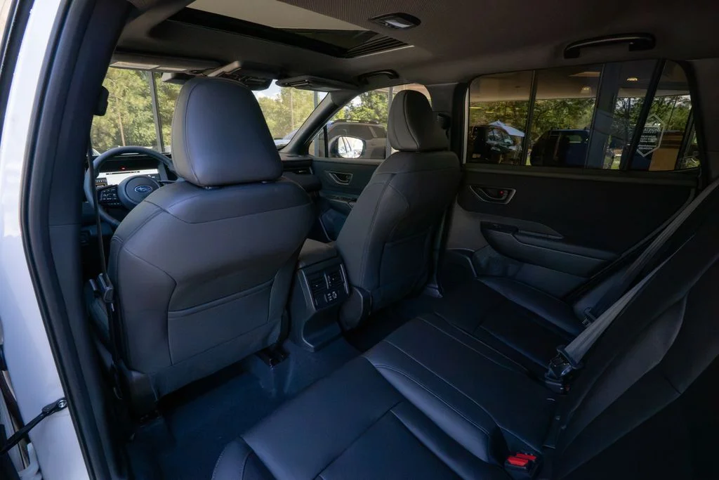 New 2026 CRYSTAL WHITE PEARL Subaru Premium image 17