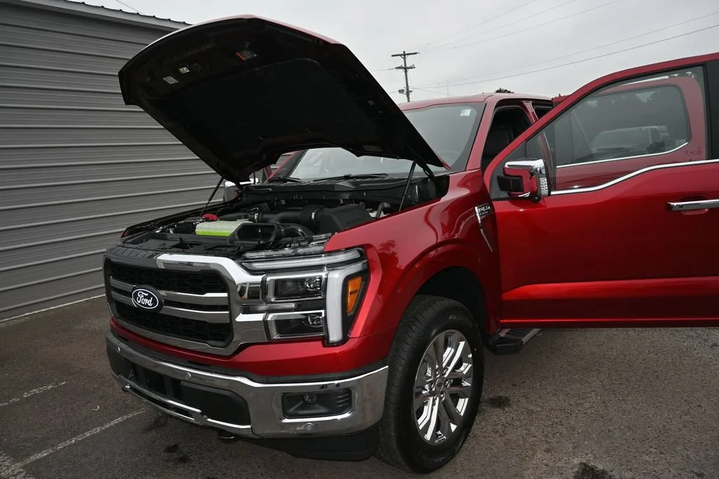 New 2026 Ruby Red Metallic Tinted Clearcoat Ford Lariat® image 10
