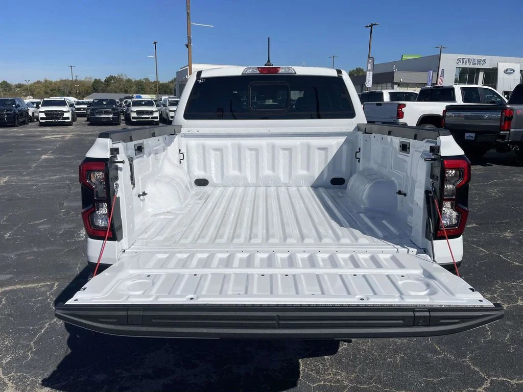 New 2025 White Ford XLT image 9