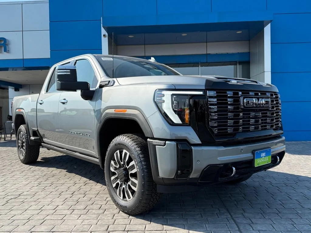 New 2026 Sterling Metallic GMC Denali Ultimate image 4